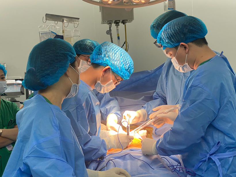Vượt qua nỗi đau mất người thân, gia đình đồng ý hiến 7 tạng cứu người. Ảnh: BVCC