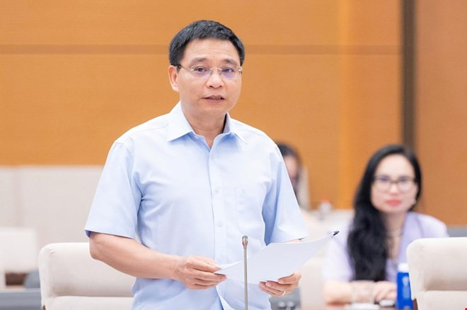 Ủy viên Trung ương Đảng, Phó Thủ tướng Chính phủ Nguyễn Văn Thắng cho biết Thủ tướng sẽ trực tiếp làm việc với UBND và lãnh đạo tỉnh Tuyên Quang vụ nhiều điểm 10 bất thường. Ảnh: Quochoi.vn