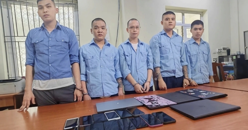 Một số đối tượng tại cơ quan công an. (Ảnh: X.M)