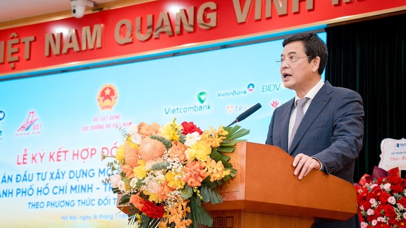 Thứ trưởng Bộ Xây dựng Bùi Xuân Dũng phát biểu tại buổi lễ