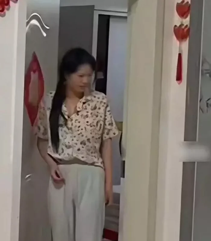 Cô dâu ngủ quên trong đám cưới. Nguồn ảnh: SaoStar
