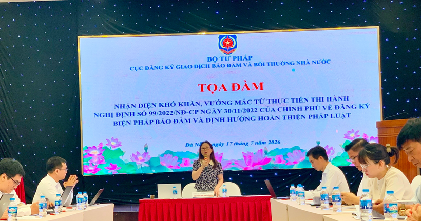 Toàn cảnh tọa đàm.