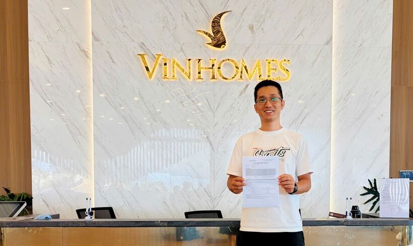 Anh Lê Đức Bình vừa ký HĐMB căn xây thô Đảo Ngọc và đang có ý định đầu tư thêm căn hoàn thiện Ocean Village để kinh doanh