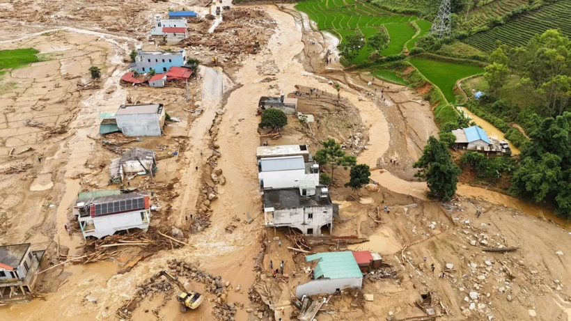 Lũ quét gây thiệt hại nặng nề đến khoảng 300ha diện tích trồng lúa, hoa màu và thủy sản của người dân ở xã Mường Than. (Ảnh: Xã Mường Than)/Tuổi Trẻ