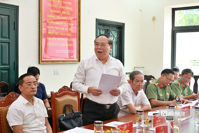 Cụm thi đua Pháp luật - Y tế - Môi trường tăng cường khám, chữa bệnh miễn phí cho người dân - 9