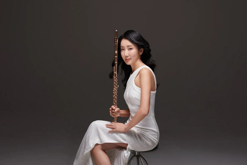 Nghệ sỹ Erin Bouriakov. Ảnh: Thefluteview
