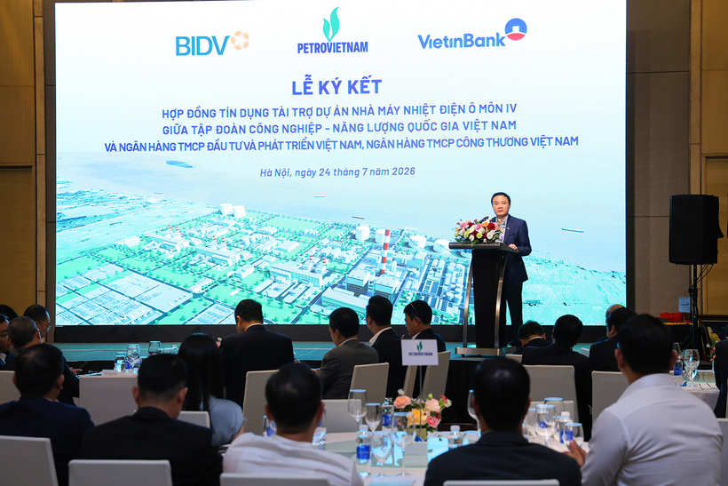 Chủ tịch HĐTV Petrovietnam Lê Ngọc Sơn phát biểu tại lễ ký.