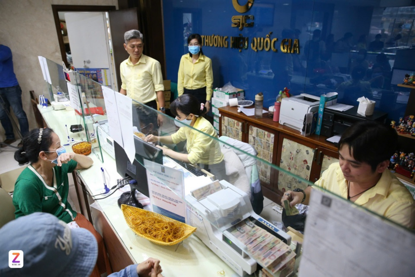 Một cửa hàng giao dịch của SJC tại TP.HCM. Ảnh: Quỳnh Danh./ Theo Tạp chí Tri Thức - Znews.