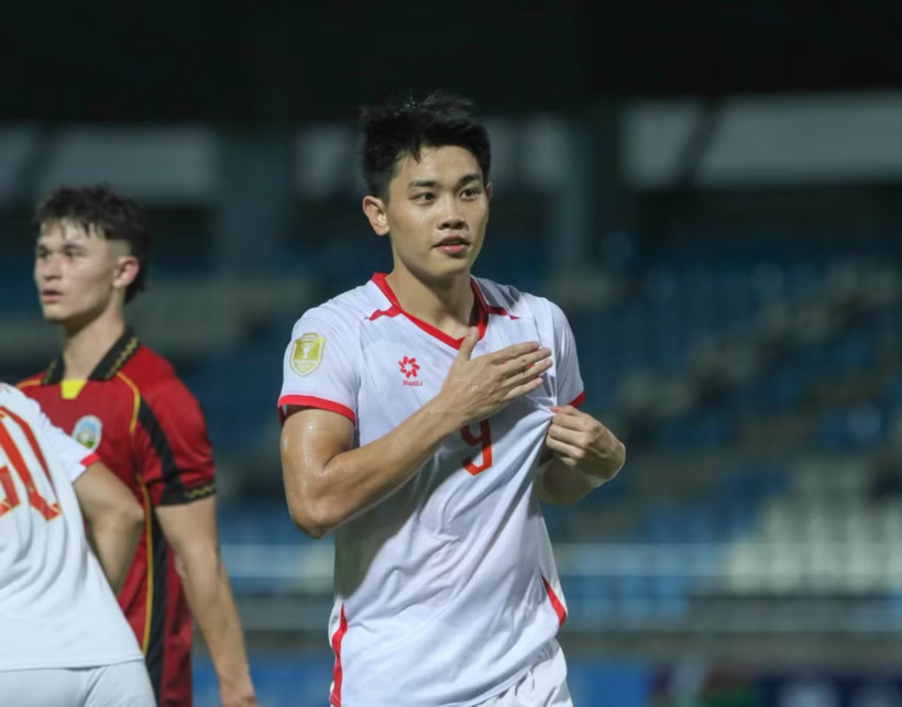 Đình Bắc tỏa sáng với cú hat-trick vào lưới Timor Leste. (Ảnh: VFF)