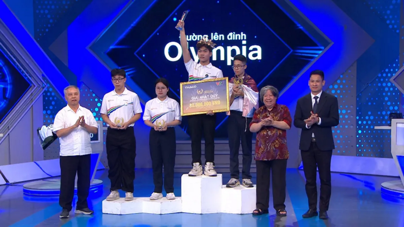 Nam sinh Hưng Yên giành vé thứ ba vào chung kết Đường lên đỉnh Olympia 2026. Ảnh: Thời báo VTV