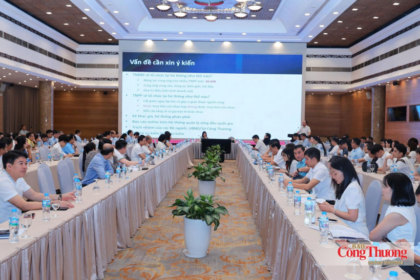 Hội nghị lấy ý kiến Dự thảo Nghị định thay thế Nghị định số 83/2014/NĐ-CP ngày 3/9/2014 và các Nghị định sửa đổi, bổ sung của Chính phủ về kinh doanh xăng dầu. (Ảnh: Báo Công Thương)