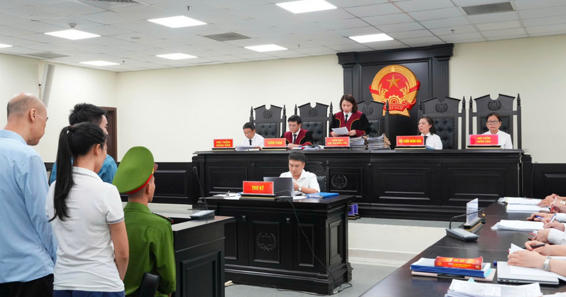 Toàn cảnh phiên tòa. (Ảnh: Hồng Nguyên)