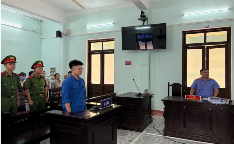 Bị cáo Nguyễn Duy Nhật tại phiên toà. (Ảnh: VietnamNet)