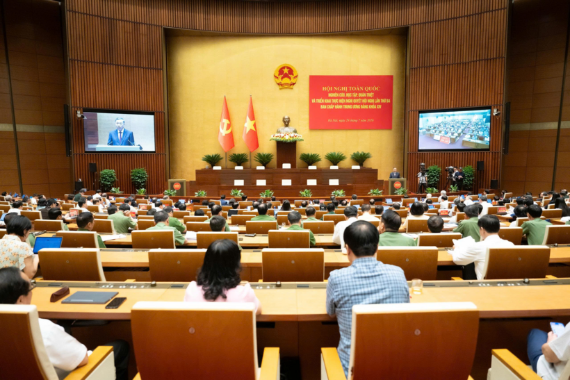 Quang cảnh hội nghị tại điểm cầu Trung ương (Ảnh: Media Quốc hội).