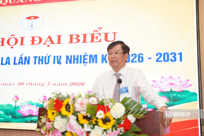TS.Trần Công Phàn - Phó Chủ tịch Thường trực Hội Luật gia Việt Nam phát biểu chỉ đạo tại đại hội.