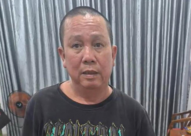 Ông Nguyễn Công Thành bị tạm giữ để điều tra về hành vi lừa đảo chiếm đoạt tài sản - Ảnh: Công an Khánh Hòa cung cấp/Tuổi Trẻ