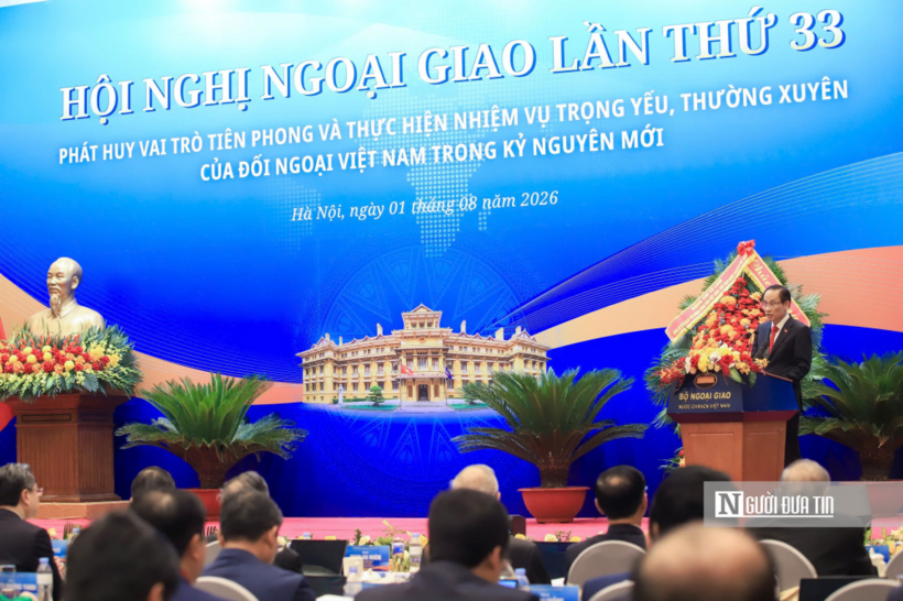 Bên cạnh đó, Hội nghị sẽ có các phiên chuyên đề về đối ngoại phục vụ phát triển, đối ngoại Đảng, đối ngoại nhân dân, đối ngoại Quốc hội và đối ngoại địa phương với sự tham dự, chỉ đạo của các đồng chí lãnh đạo chủ chốt của Đảng và Nhà nước. Những nội dung này thể hiện yêu cầu phát huy sức mạnh tổng hợp của cả hệ thống chính trị trong triển khai công tác đối ngoại và hội nhập quốc tế, đáp ứng yêu cầu phát triển đất nước trong giai đoạn mới. Hiện nay, Việt Nam có 99 Cơ quan đại diện ở nước ngoài. Theo quy hoạch đã được Chính phủ và Thủ tướng Chính phủ phê duyệt, đến năm 2030, mạng lưới này sẽ được mở rộng lên 115 Cơ quan đại diện và dự kiến đến năm 2045 sẽ đạt khoảng 130 Cơ quan đại diện.