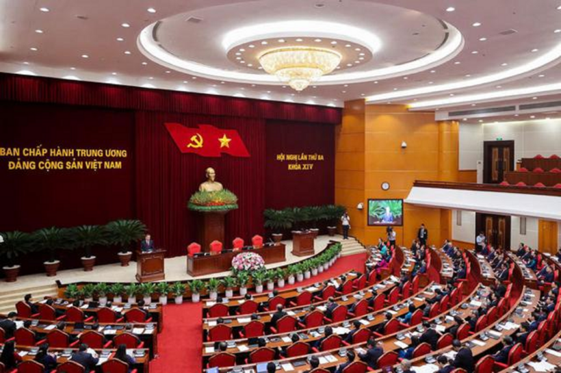 Hội nghị lần thứ ba Ban Chấp hành Trung ương Đảng khoá XIV đã thống nhất chủ trương chuyển chức năng, nhiệm vụ tham mưu về công tác dân vận từ Ban Tuyên giáo và Dân vận Trung ương sang Đảng ủy Mặt trận Tổ quốc, các đoàn thể Trung ương. Ảnh: Quang Vinh/Đại Đoàn Kết