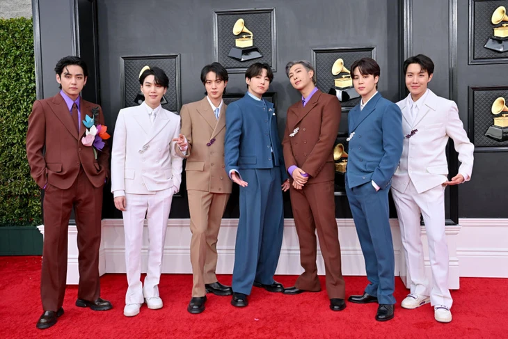 BTS tham dự lễ trao giải Grammy thường niên lần thứ 64 tại MGM Grand Garden Arena ở Las Vegas, Nevada vào năm 2022. Ảnh: Axelle
