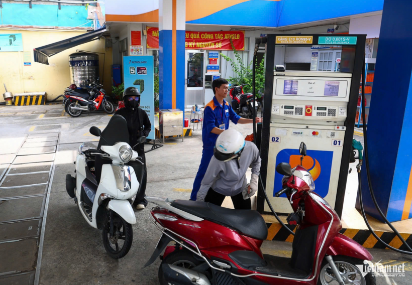 Giá xăng dầu trong nước sắp điều chỉnh. Ảnh: Tuấn Hùng.