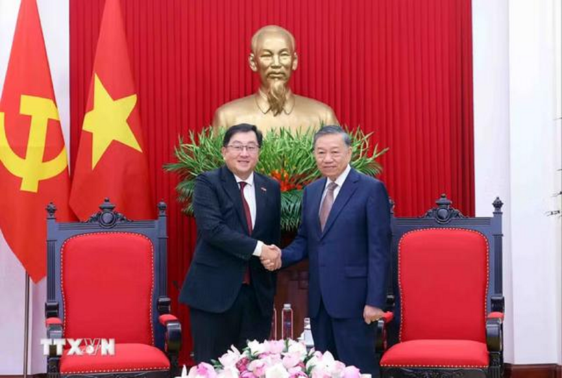 Tổng Bí thư, Chủ tịch nước Tô Lâm và Đại sứ Malaysia tại Việt Nam Tan Yang Thai (Ảnh: TTXVN).
