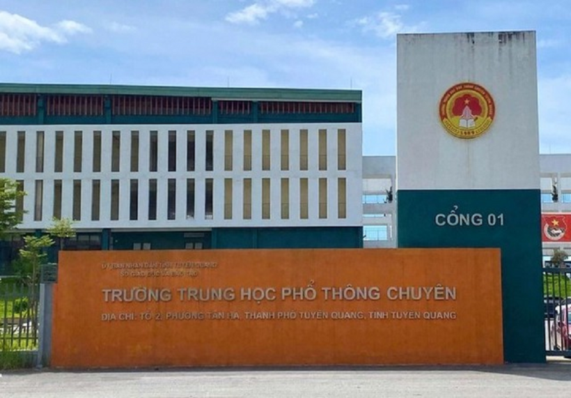 Bộ GDĐT hướng dẫn tổ chức thi lại Kỳ thi tốt nghiệp THPT 2026 cho các thí sinh tại Điểm thi Trường THPT chuyên Tuyên Quang./ Theo báo Chính phủ.