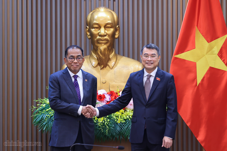Thủ tướng Lê Minh Hưng tiếp Bộ trưởng Quốc phòng Malaysia Mohamed Khaled bin Nordin - Ảnh: VGP/Nhật Bắc.