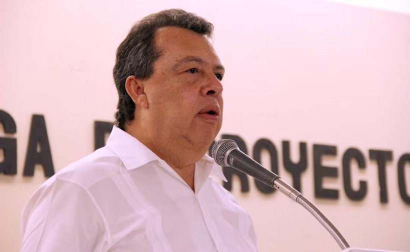 Ông Angel Aguirre, cựu Thống đốc bang Guerrero, Mexico. Ảnh:  Archivo / EL UNIVERSAL