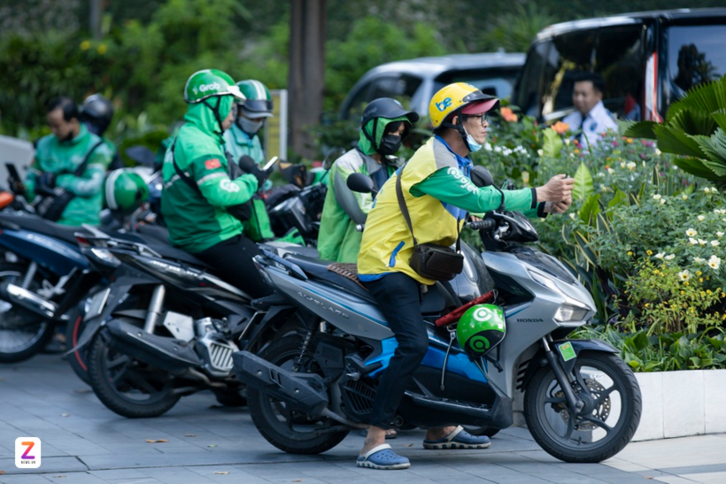 Hướng dẫn khai nộp thuế đối với tài xế công nghệ. Ảnh minh họa: Phương Lâm.