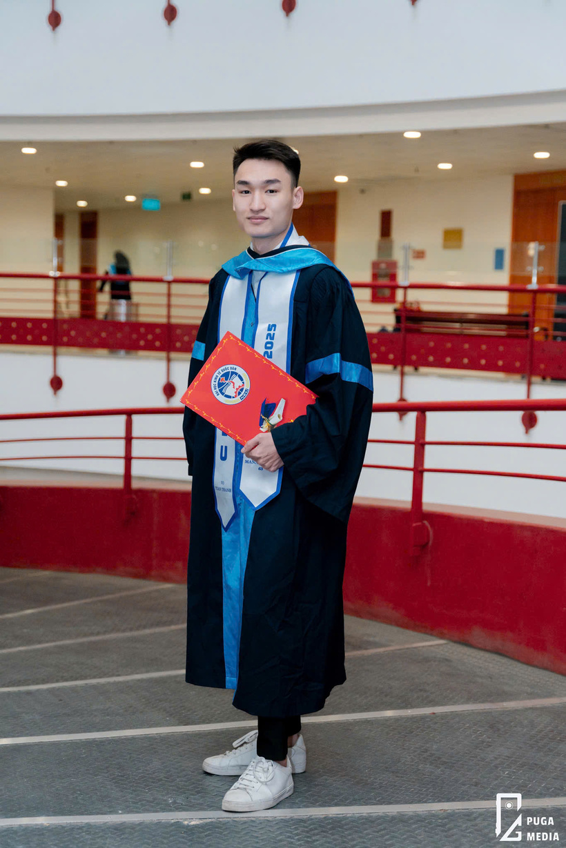 Võ Tuấn Thanh - sinh viên khoa POHE, Đại học Kinh tế Quốc dân. Ảnh: Nhân vật cung cấp.
