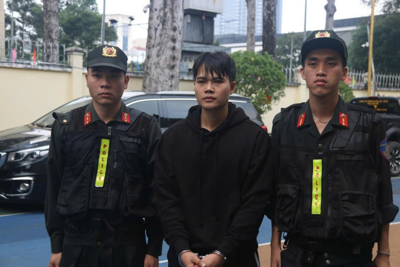 Bị can Hồ Thành Được (giữa). Ảnh: Dân Trí