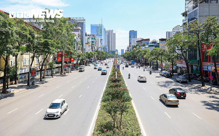 Nắng nóng tiếp tục bao phủ nhiều tỉnh thành. Ảnh minh họa: VTC News.