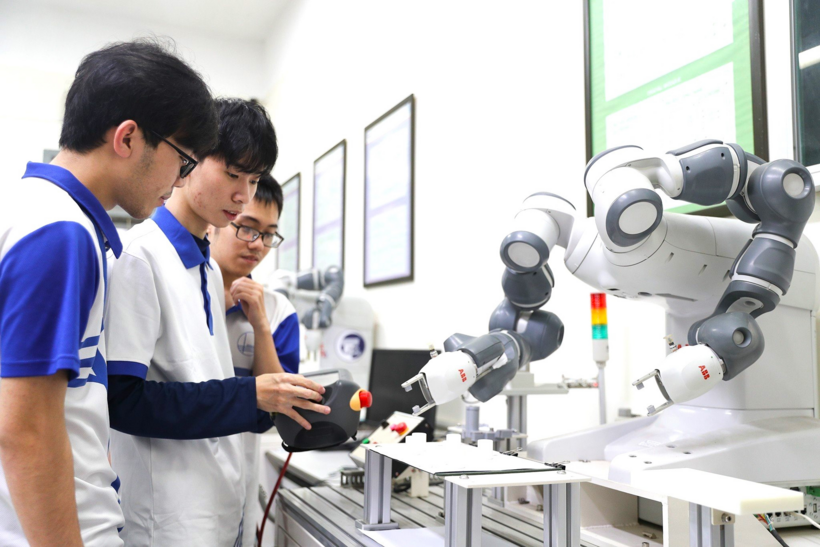 Sinh viên Trường ĐH Công nghệ - ĐH Quốc gia Hà Nội. Ảnh minh họa/VietNamNet