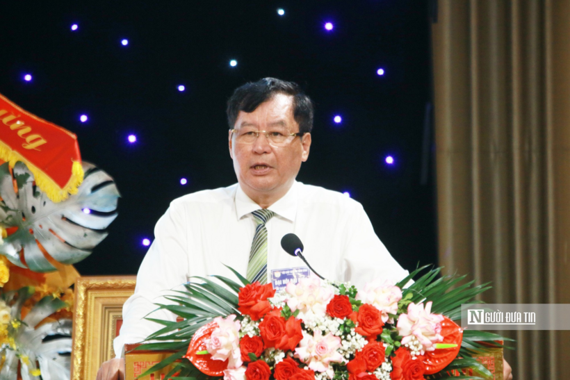 Ông Trần Công Phàn - Phó Chủ tịch Thường trực Hội Luật gia Việt Nam phát biểu chỉ đạo tại Đại hội.