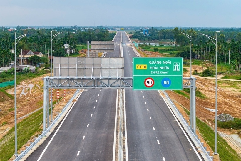 Một đoạn cao tốc Quảng Ngãi - Hoài Nhơn. Ảnh: Tập đoàn Đèo Cả