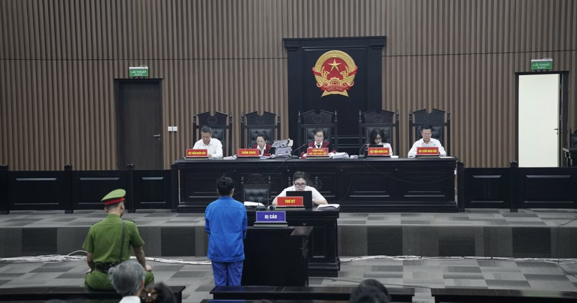 Toàn cảnh phiên tòa. (Ảnh: Hoàng An)