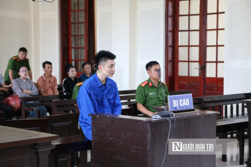 Với hành vi phạm tội, bị cáo Vỹ nhận mức án 15 tù về tội Giết người.