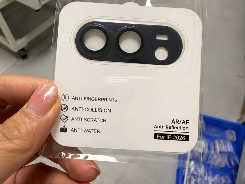 Hình ảnh rò rỉ về miếng dán bảo vệ camera của iPhone Ultra. Ảnh: Sonny Dickson
