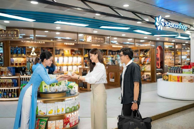Các đơn vị khai thác cảng, dịch vụ sân bay và logistics duy trì đà tăng lợi nhuận (Ảnh: SASCO).