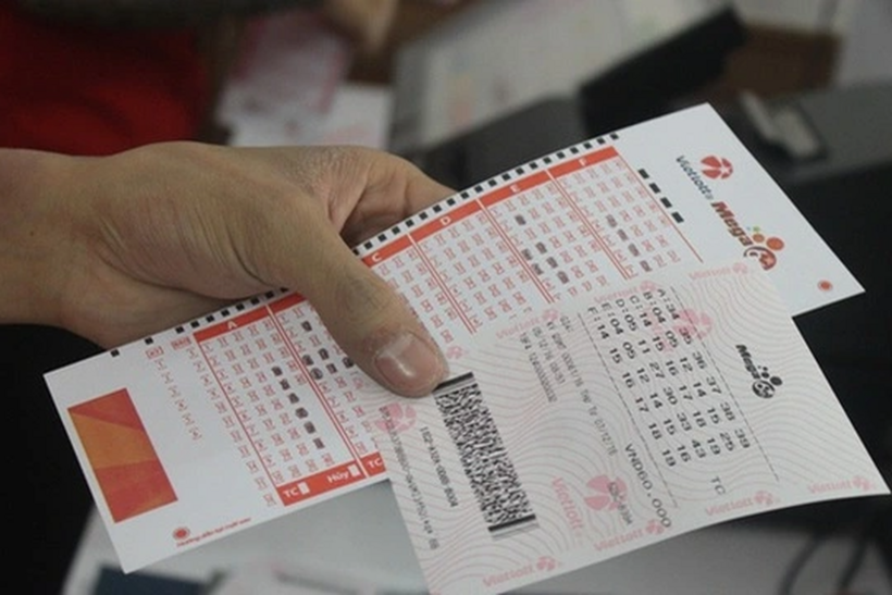 Vé số Vietlott (Ảnh: Mỹ Tâm).