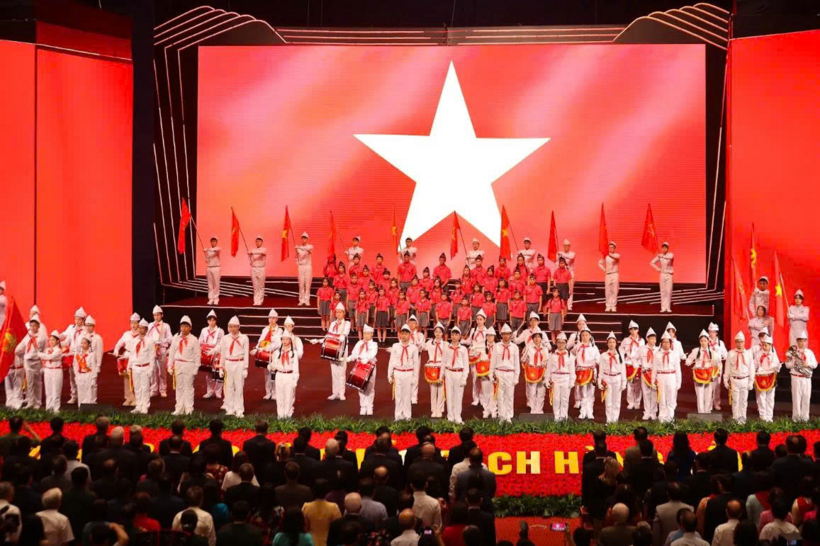 Nghi lễ chào cờ tại lễ khai giảng năm học 2025-2026. Ảnh minh họa: Moet
