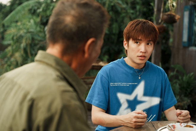 Cody Nam Võ đóng chính trong Nghỉ hè sợ nghỉ hưu. Ảnh: ĐPCC/Tạp chí Tri thức