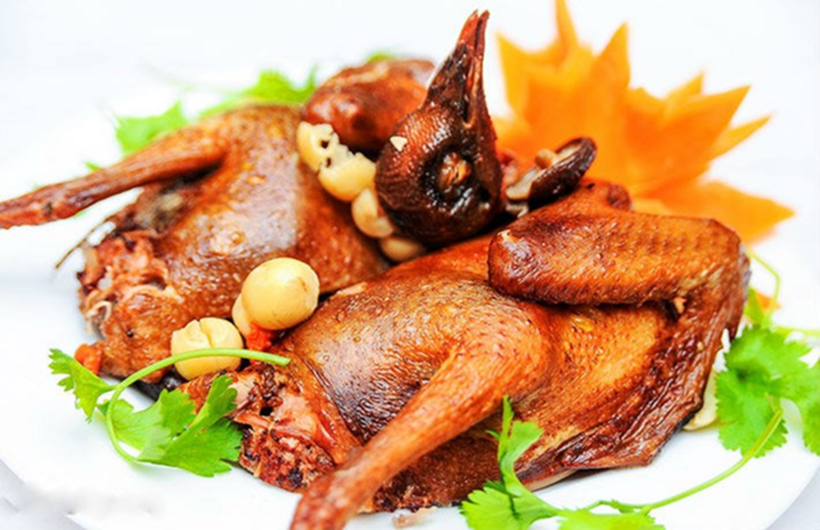 Chim bồ câu là thực phẩm quen thuộc. Ảnh: Người đưa tin
