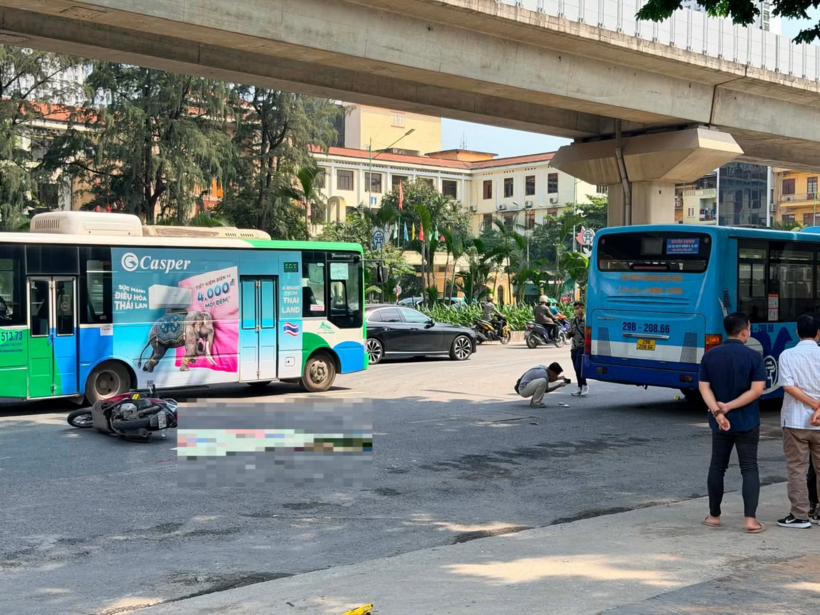 Hiện trường vụ tai nạn đau lòng. Ảnh: Tiền Phong