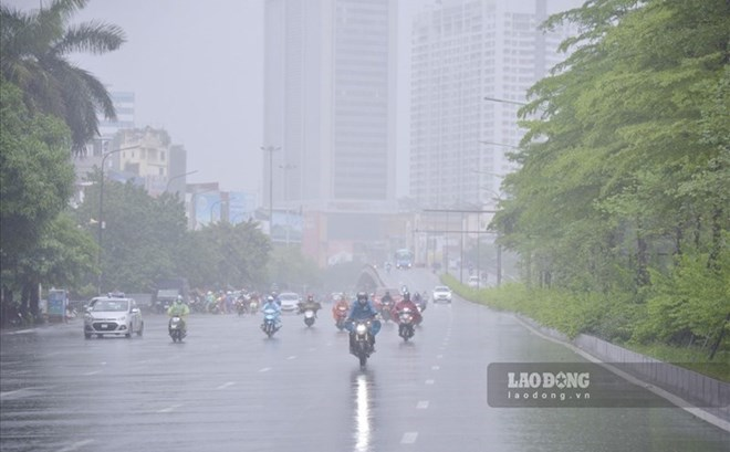 Dự báo thời tiết ngày 18/8 ở miền Bắc có mưa vừa, mưa to diện rộng. Ảnh: Tô Thế