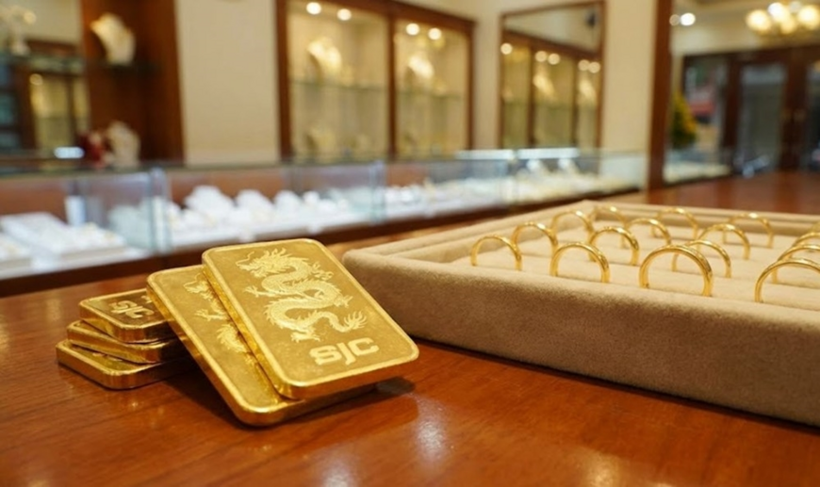 Giá vàng chiều nay (19/8) bất động, giữ nguyên mốc giao dịch đầu giờ sáng, duy trì mức hạ giá vàng miếng 1,6 triệu đồng/lượng, giao dịch quanh mốc 139,7-142,7 triệu đồng/lượng (mua vào-bán ra). Ảnh minh họa: Quân đội Nhân dân