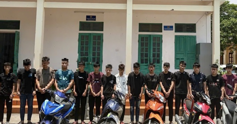 Một số thanh thiếu niên trong vụ việc. (Ảnh: Công an Ninh Bình)