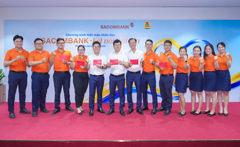 “Kết nối trái tim” và hành trình 14 năm SACOMBANK trao giọt hồng sẻ chia sự sống  - 12