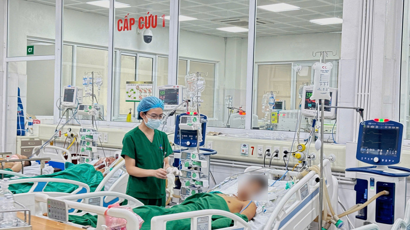 Bác sĩ cảnh báo sau ca bệnh 28 tuổi suy gan cấp vì thuốc nam không rõ nguồn gốc. Ảnh: BVCC