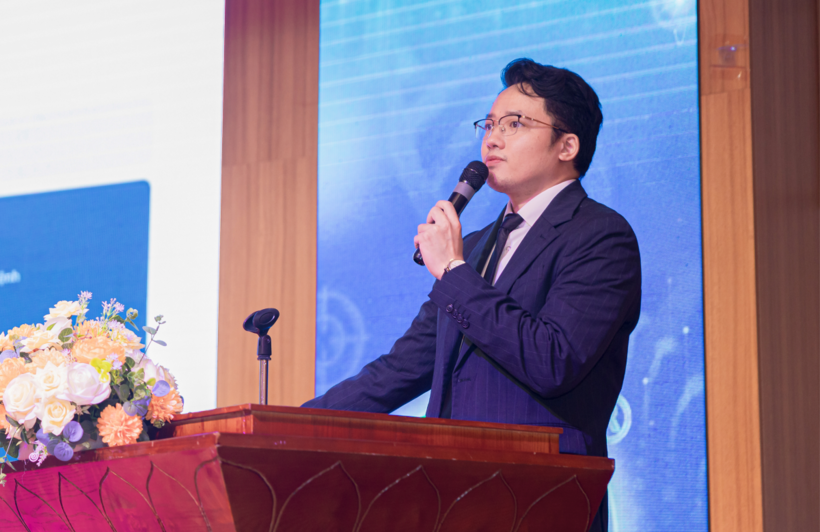 Thạc sĩ, bác sĩ Nguyễn Duy Anh, Phó Giám đốc Trung tâm Ung bướu, Xạ trị và Y học hạt nhân, Bệnh viện Đa khoa Phương Đông. Ảnh: BSCC